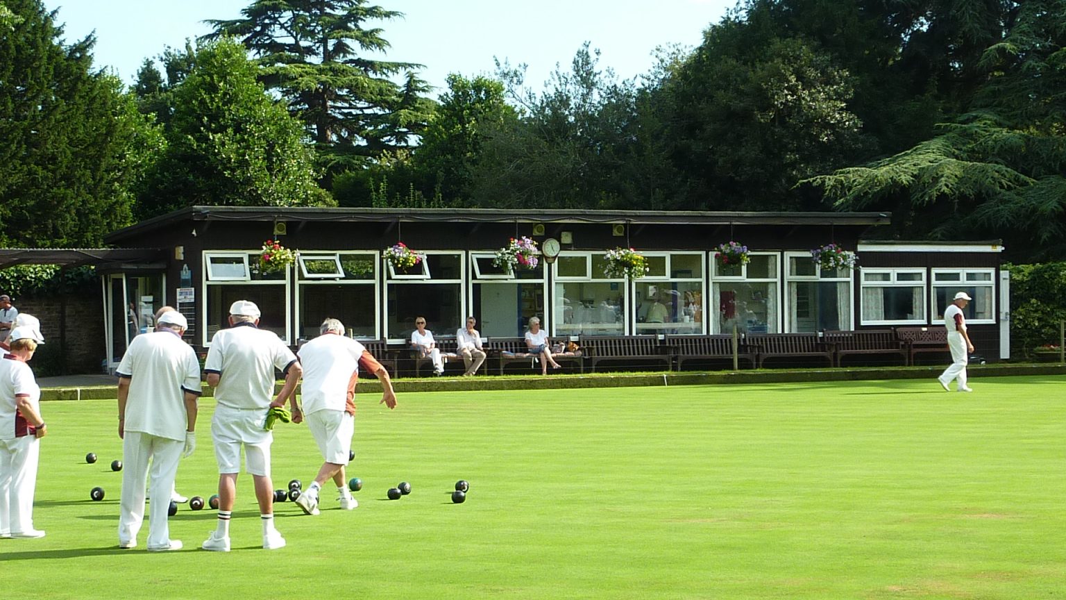 Contact Merton Park Bowling Clubs